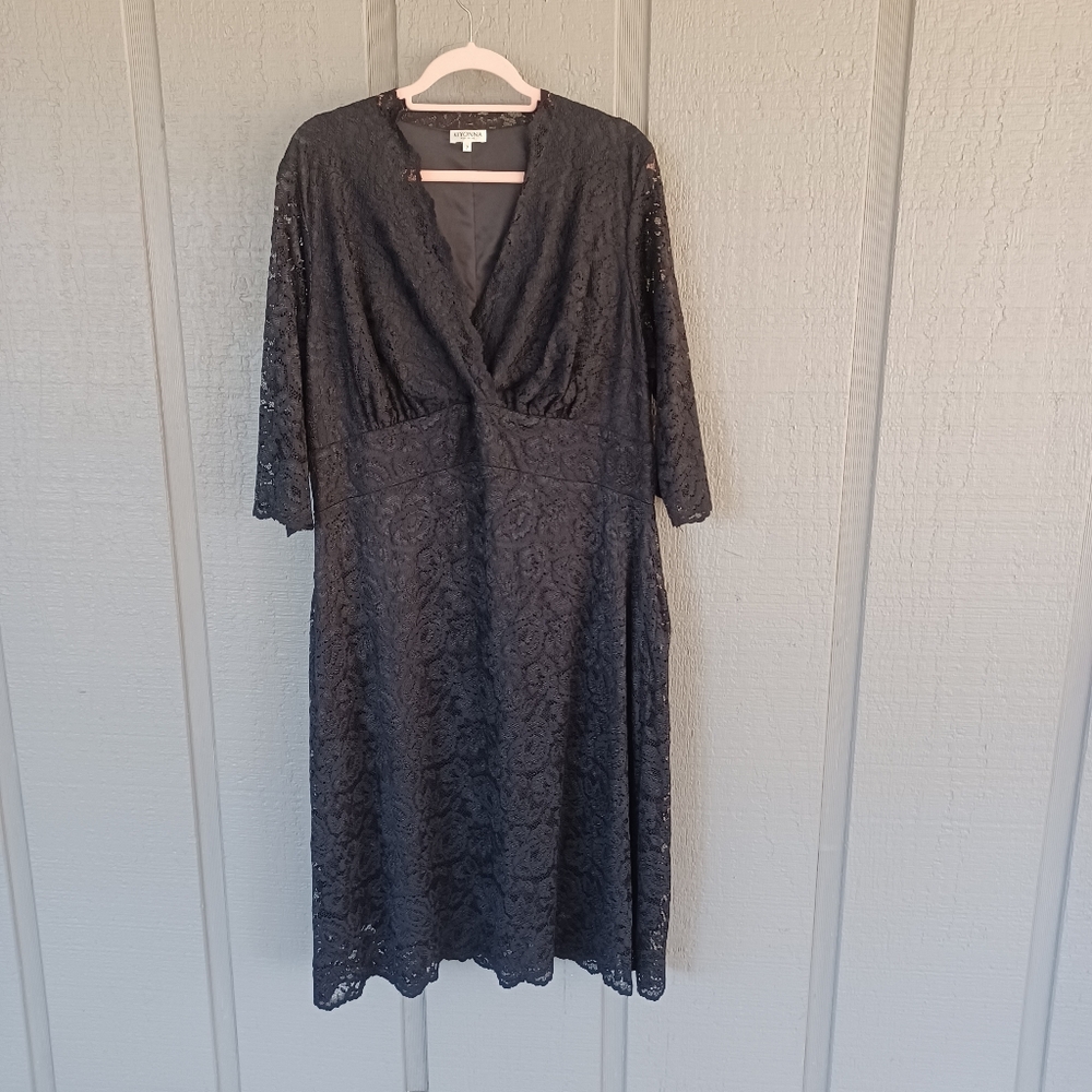 Kiyonna Scalloped Boudoir Lace Dress Size 2X Women Feminine V Neck Stretc Black